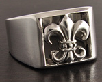 Chevalière Argent Fleur de Lys Casanov Chevalière Argent Fleur de Lys Casanov