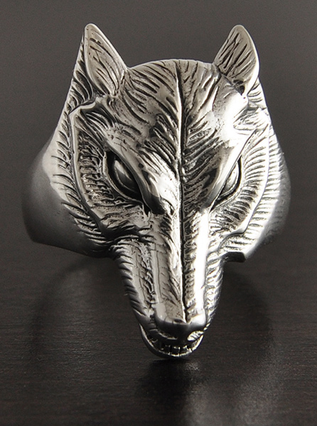 Bague en argent originale d'une très belle tête de loup en volume (h:27mm).