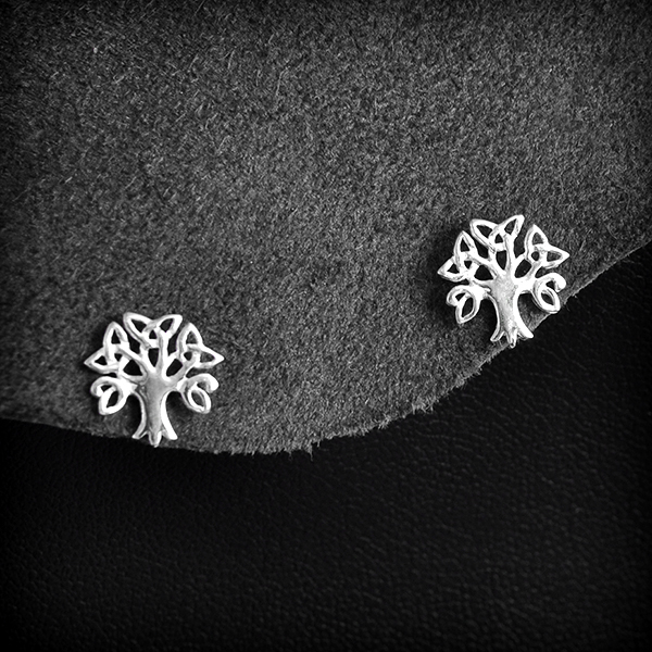 Boucles d'oreilles "puces" en argent arbre de vie délicat (h:10mm).