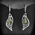 Boucles d'Oreilles Ambre sur Argent Katarina - BOAG-339 Magnifique paire de boucles d'oreilles pendantes en argent avec délicats ornements ajourés et...