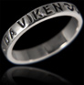 Anneau alliance en argent 925, gravure "DA VIKEN" en Breton signifie "POUR LA VIE". (h:3mm).