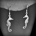 Boucles d'oreilles en argent  d'un hippocampe (ou cheval de mer) belles finitions (h:41 mm).