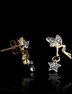 Boucles d'oreilles avec fée plaqué or 975,  la petite étoile suivra vos pas (h:10mm).