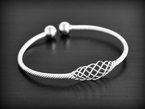 Bracelet en argent original et féminin d'une cage tressée, flexible au poignet et léger (l:12mm,...