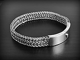 Magnifique bracelet de style indonésien en argent maille plate tressée et large avec fermoir de...