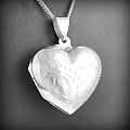 Pendentif cœur en argent sur charnière, pour garder une photo ou un souvenir sur soi,...